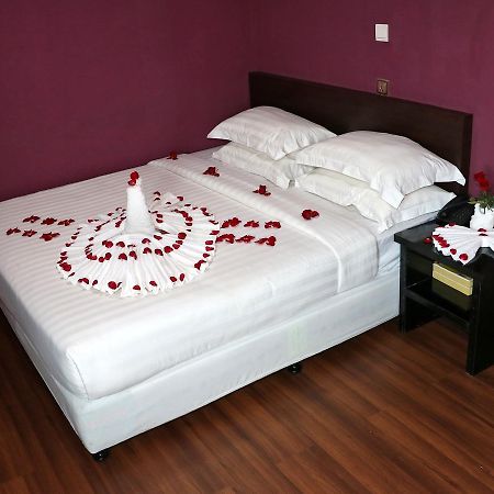 Beauty Land Hotel يانغون المظهر الخارجي الصورة